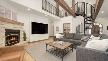 Smart TV, fireplace, video games