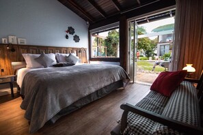 Comfort Apartment, Garden View | 1 bedroom, blackout drapes, soundproofing, free WiFi - O Vilarejo Hospedaria e Gastronomia (Florianópolis)