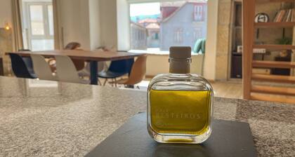Casa do Sobrado by Portus Alacer