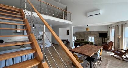 Casa do Sobrado by Portus Alacer