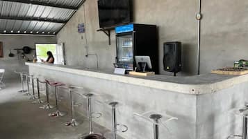 Bar (in der Unterkunft)