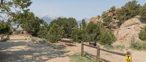 屋外ダイニングエリア