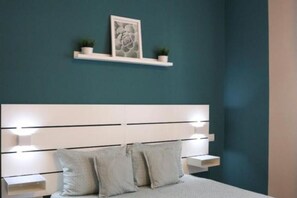 1 habitación, tabla de planchar con plancha y wifi 