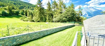 Rilassante Baita con Giardino Recintato