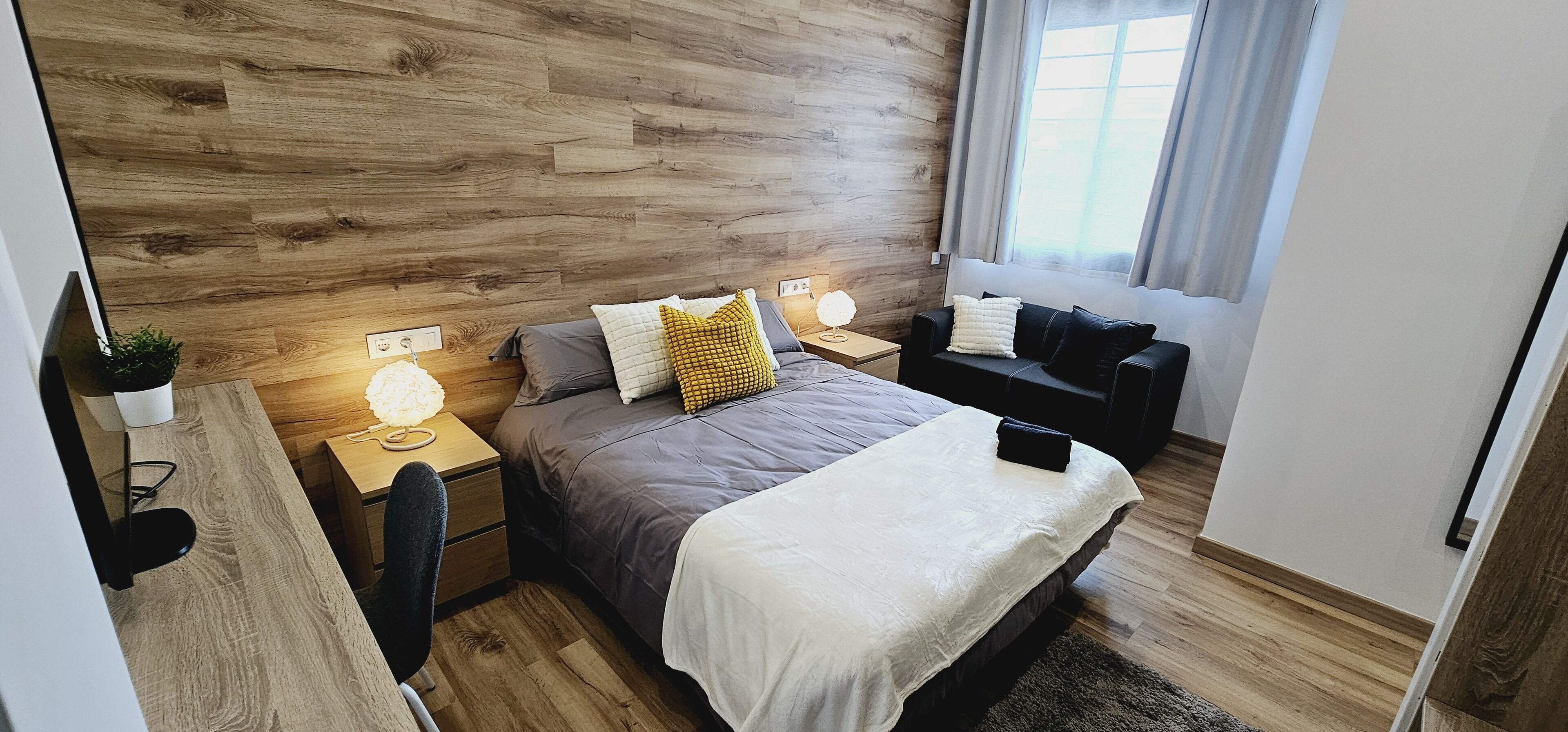 3 bedrooms, iron/ironing board, free WiFi, bed sheets