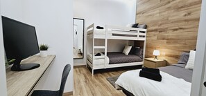 3 habitaciones, tabla de planchar con plancha y wifi gratis