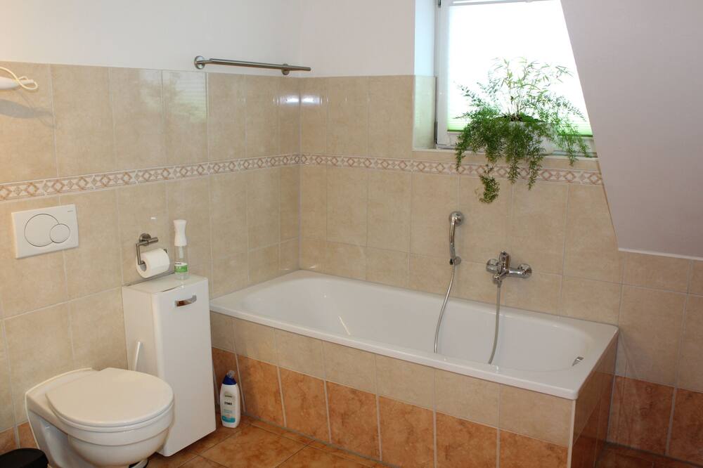 Vacation rental 2 accommodates a max. of 10 people