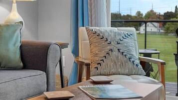 Smart TV y chimenea