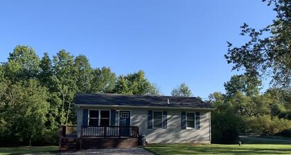 Cozy Lake House near Pymatuning Lake