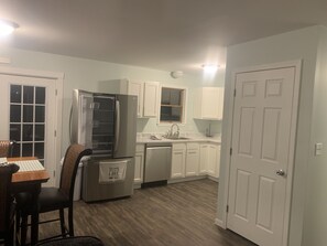 Interior - Cozy Lake House near Pymatuning Lake (Jamestown)