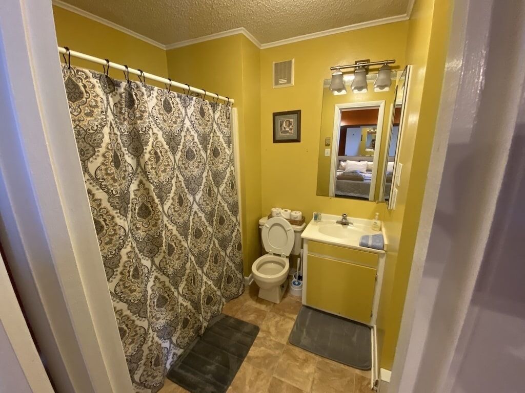 Hårføner, håndklær, såpe og sjampo