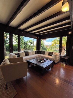 Smart TV, fireplace - Stunning Villa with pool and Gymn (Poggio Dell'ellera)