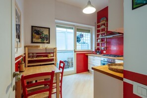 Fridge, oven, dishwasher, coffee/tea maker - Parioli Luxury Terrace (Roma)
