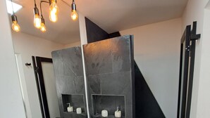 Hair dryer, towels, soap, toilet paper - Okeyloft Coyhaique 2 (coyhaique)