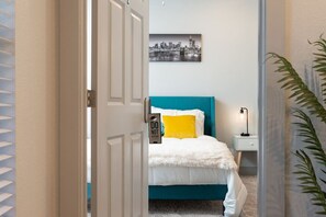 2 bedrooms, desk, iron/ironing board, free WiFi
