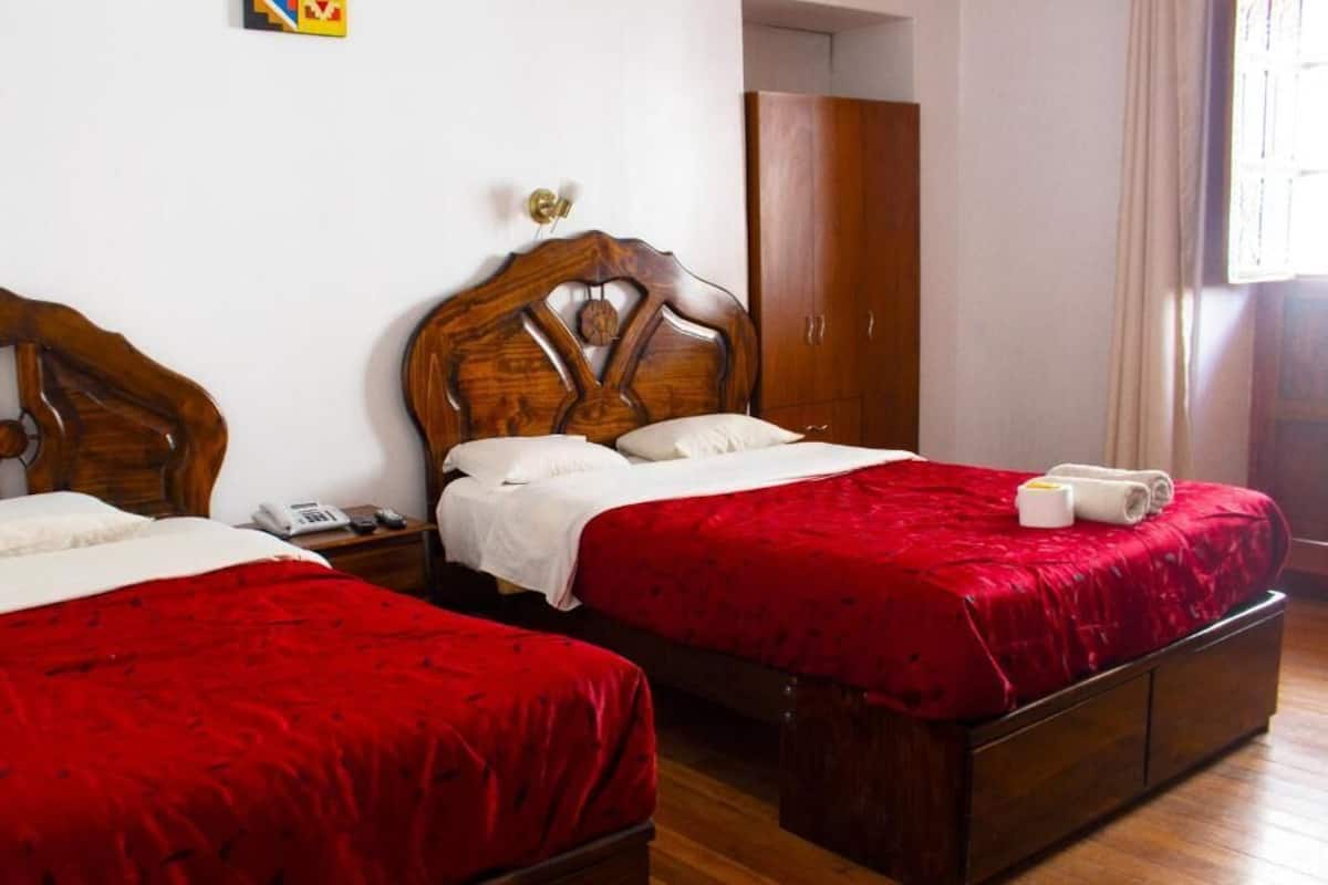 Habitación Deluxe doble | Cortinas opacas, wifi gratis, ropa de cama
