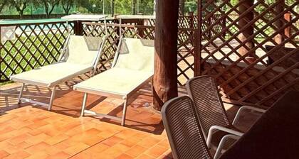 VIVA2 - Numana, four-room apartment in villa with swimming pool