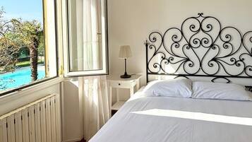 3 makuuhuonetta, vuodevaatteet