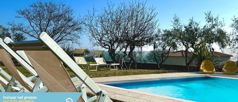 Beheizter Pool