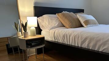 3 bedrooms, iron/ironing board, travel crib, free WiFi