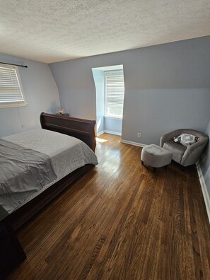 Room - happy corner (Jeffersontown)