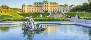 Point of interest - Massive 6BR Apt. at Millenium City for big Groups (Vienna)