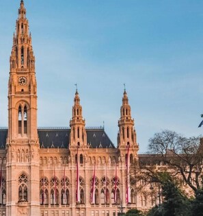 Point of interest - Massive 6BR Apt. at Millenium City for big Groups (Vienna)