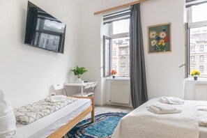1 bedroom, free WiFi, bed sheets