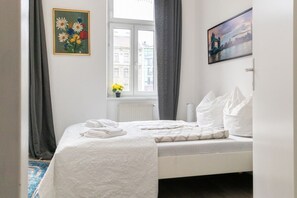 1 bedroom, free WiFi, bed sheets