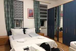 2 bedrooms, WiFi, bed sheets