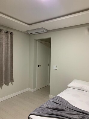 家庭客房 | 手提電腦工作空間、免費 Wi-Fi、床單