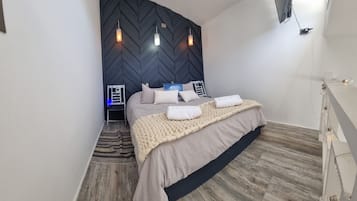 1 habitación, wifi y ropa de cama