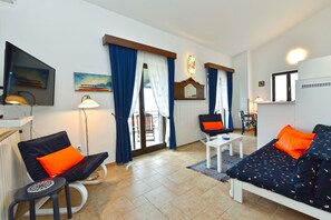 TV - Holiday apartment with air conditioning (Barbariga)