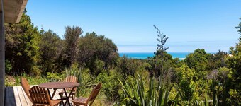 Secluded Haven with Stunning Hokianga Harbour Views