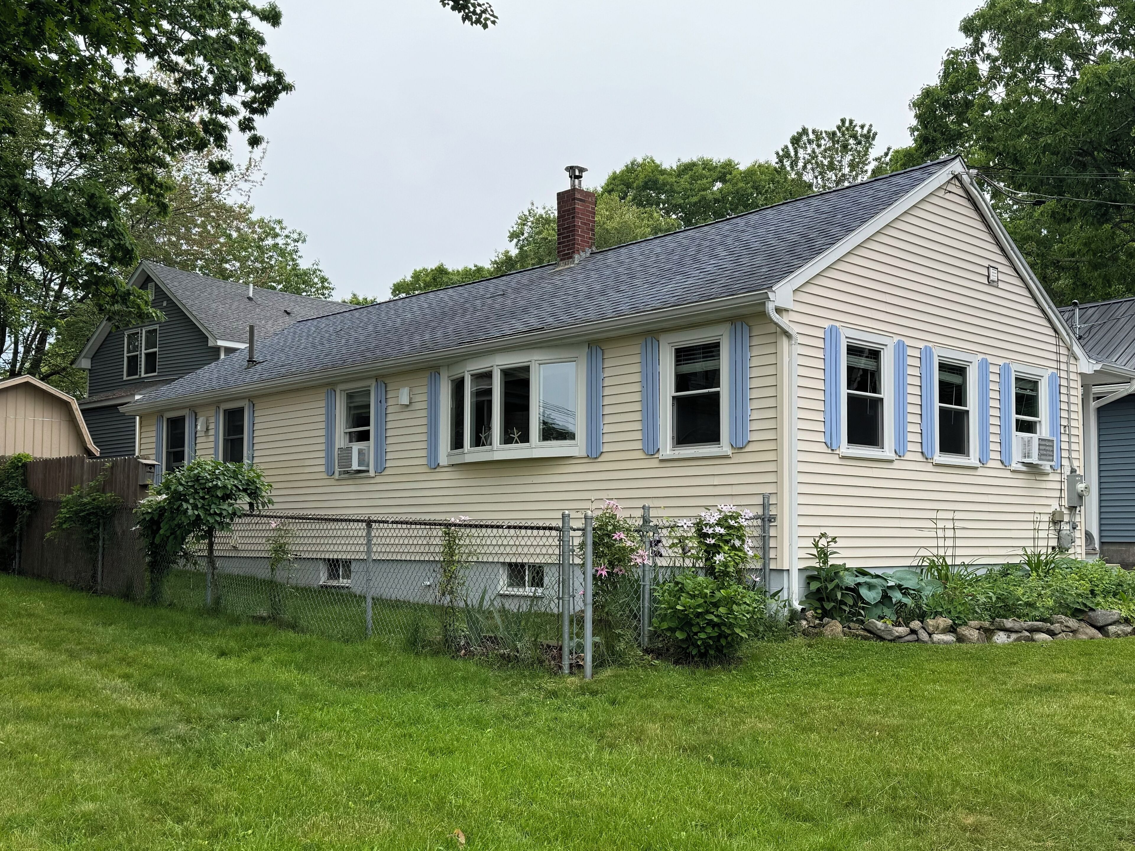 Charming Pet-Friendly Cottage in Old Orchard Beach
