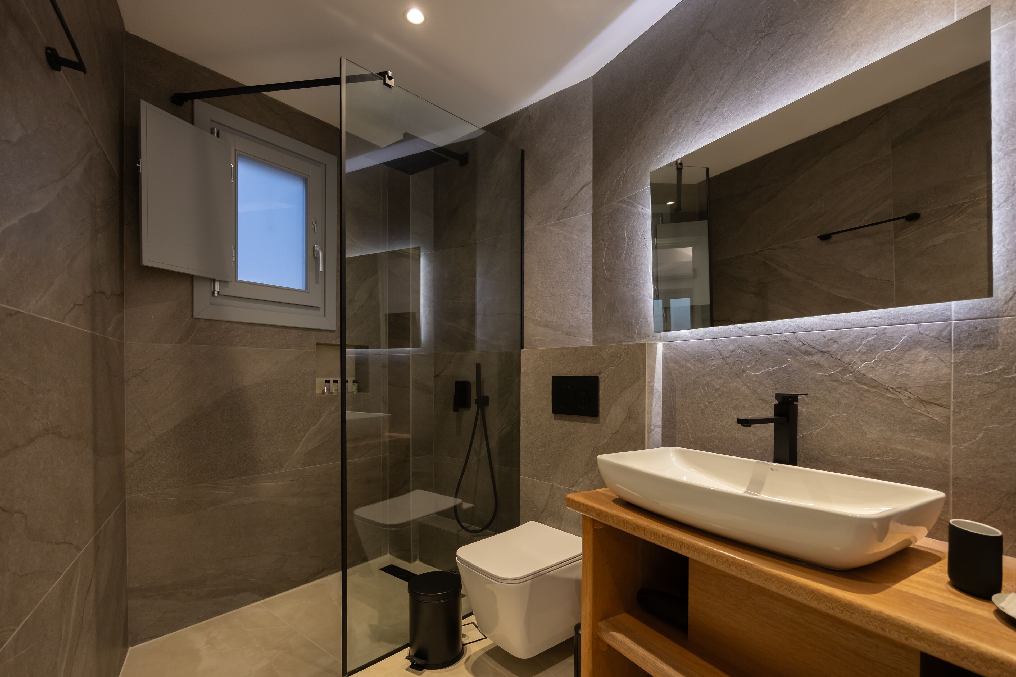 Photo - Nastram Suites Oia