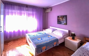 3 bedrooms, free WiFi, bed sheets