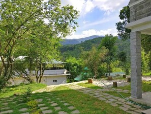 Property grounds - Nexstay Ministers Mansion (Devikolam)