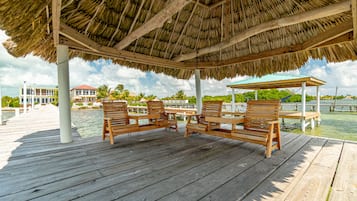 Dock