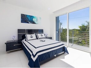 4 habitaciones, escritorio, tabla de planchar con plancha y wifi gratis 