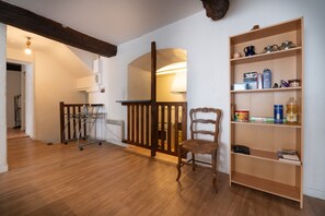 Interior - Apartment 'Sarzeau Centre - Le Cormoran' with Shared Pool and Wi-Fi (Sarzeau)