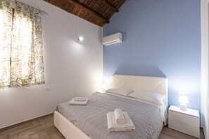 4 Schlafzimmer, Bügeleisen/Bügelbrett, kostenloses WLAN, Bettwäsche