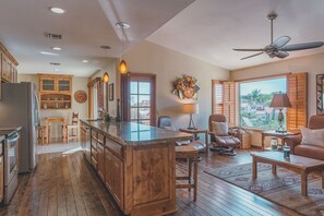 Interior - 2 Bedroom, Open Floor Plan, w/Stunning Wood Rooms! (Tucson)