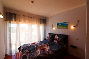 3 habitaciones, tabla de planchar con plancha y wifi gratis