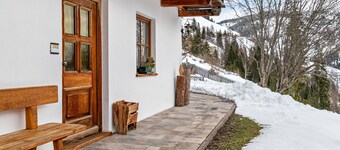 Apartment 'Agriturismo El Cirum Pelmo' with Mountain View, Private Garden and Wi-Fi