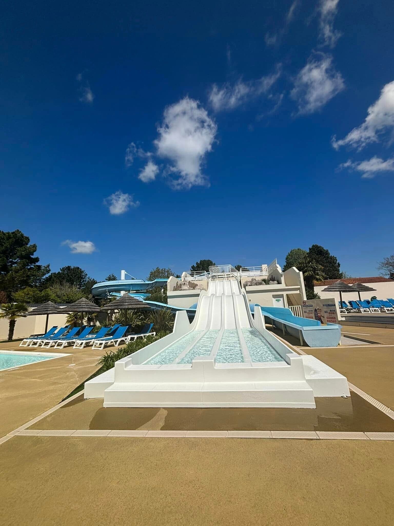Piscine couverte, piscine chauffée