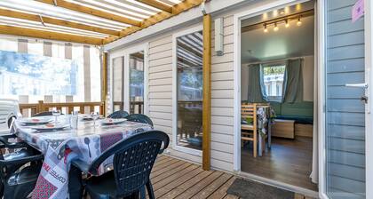 Mobile Home 'Mobil Home Camping Siblu' with Shared Pool and Private Terrace