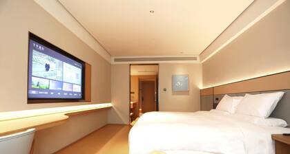 Ji Hotel Anyang East Station Wenming Avenue