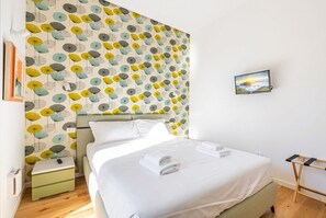 1 habitación, tabla de planchar con plancha, wifi y ropa de cama