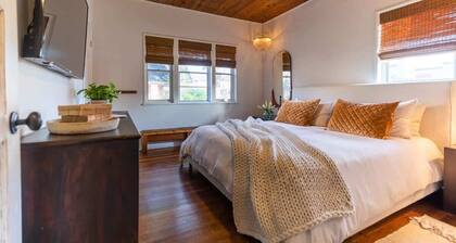 the reverie: pool, hot tub, near Rodeo & World Cup